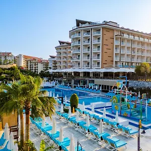 Курортный комплекс Ramada & Golf