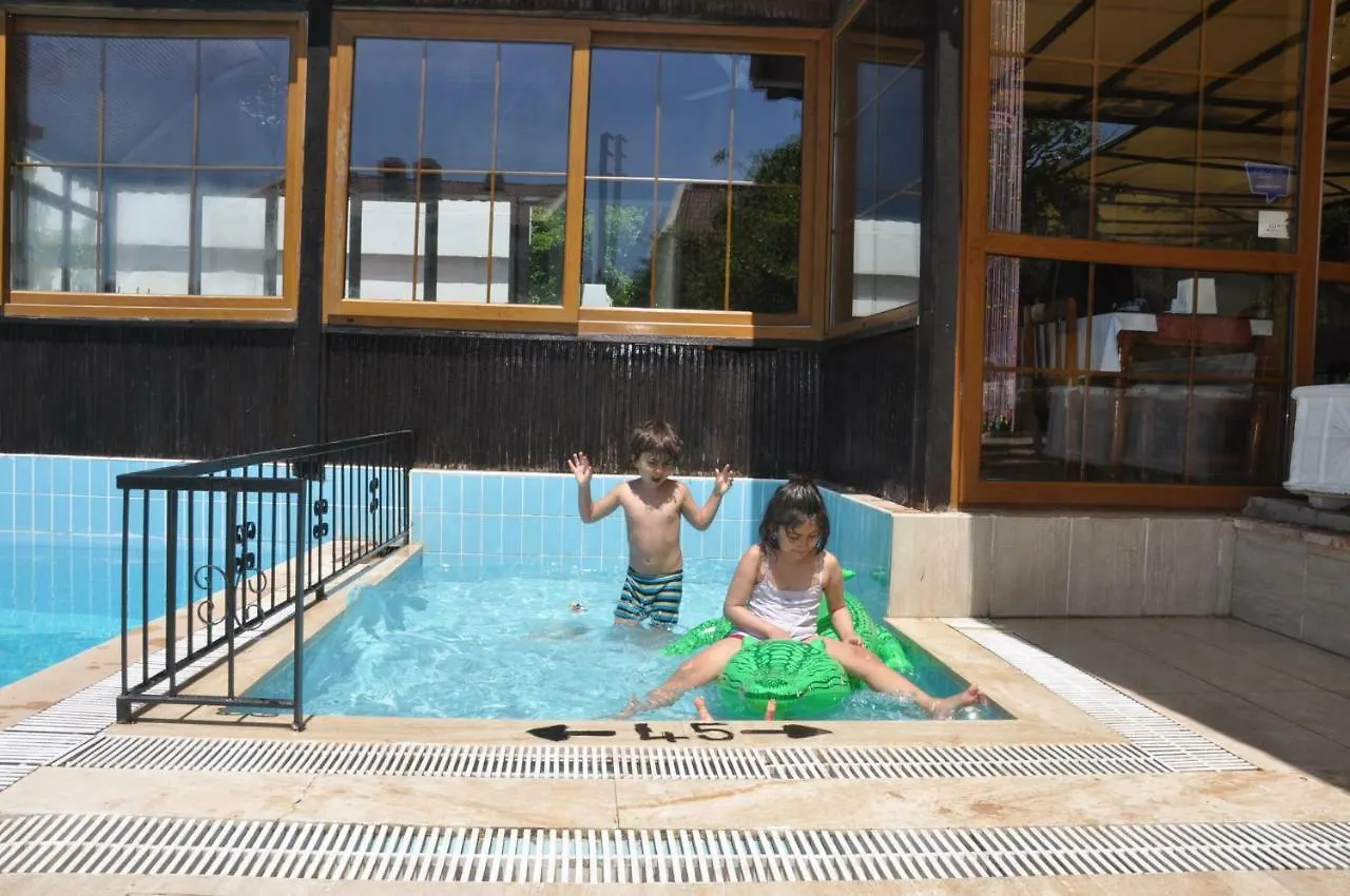 Mese Hotel & Apartments Олудениз